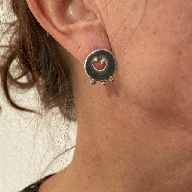 Boucles d’oreilles Anémones noires