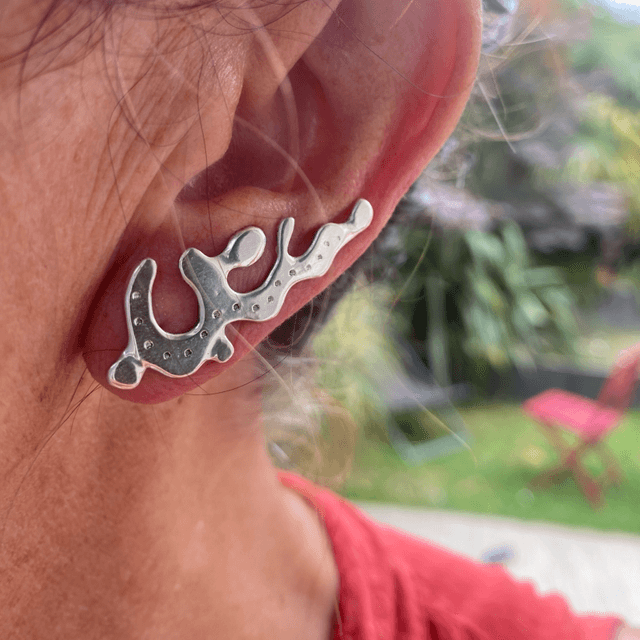 Bijou d’oreille corail