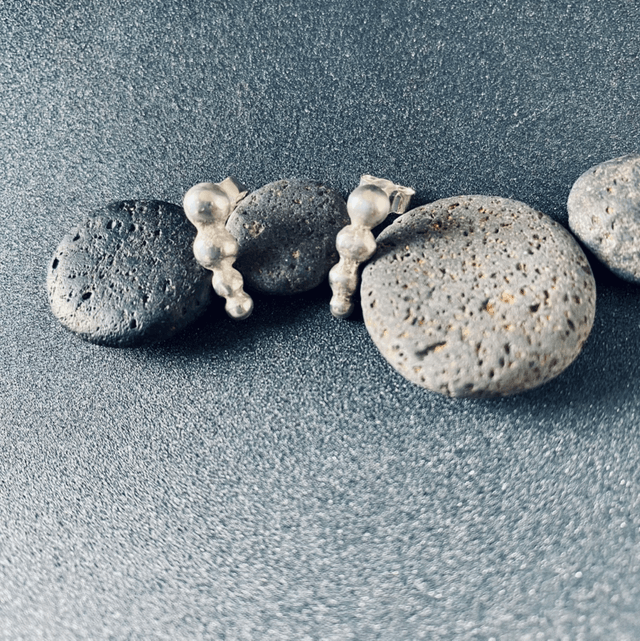 Clous d’oreille 4 petites gouttes