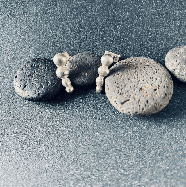 Clous d’oreille 4 petites gouttes
